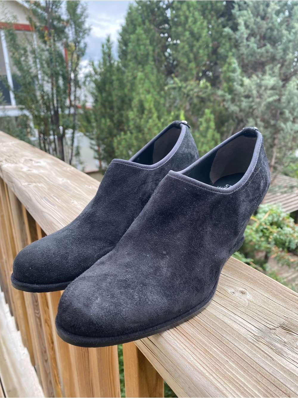 Stuart Weitzman Black Suede Wedge Bootie 8N - Picture 2 of 10